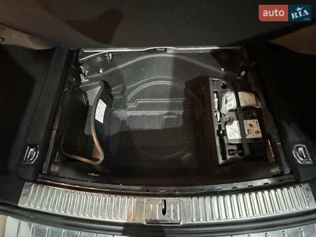 Коричневый Фольксваген Туарег, объемом двигателя 2.97 л и пробегом 300 тыс. км за 21300 $, фото 55 на Automoto.ua