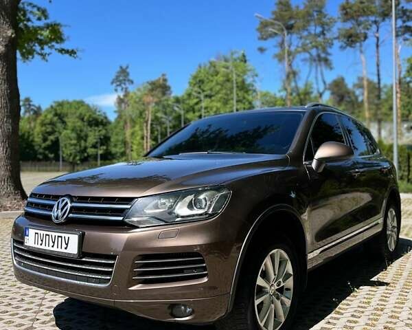 Коричневий Фольксваген Туарег, об'ємом двигуна 2.97 л та пробігом 190 тис. км за 24200 $, фото 3 на Automoto.ua