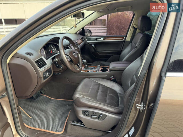 Коричневый Фольксваген Туарег, объемом двигателя 3 л и пробегом 191 тыс. км за 18000 $, фото 23 на Automoto.ua