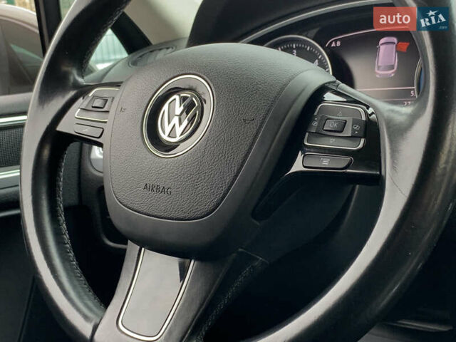 Коричневый Фольксваген Туарег, объемом двигателя 3 л и пробегом 227 тыс. км за 23855 $, фото 45 на Automoto.ua