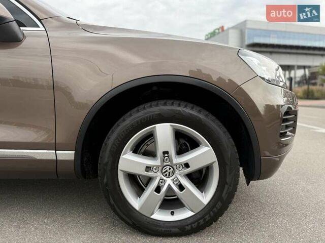Коричневый Фольксваген Туарег, объемом двигателя 2.97 л и пробегом 144 тыс. км за 28500 $, фото 62 на Automoto.ua