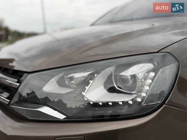 Коричневый Фольксваген Туарег, объемом двигателя 2.97 л и пробегом 144 тыс. км за 28500 $, фото 56 на Automoto.ua