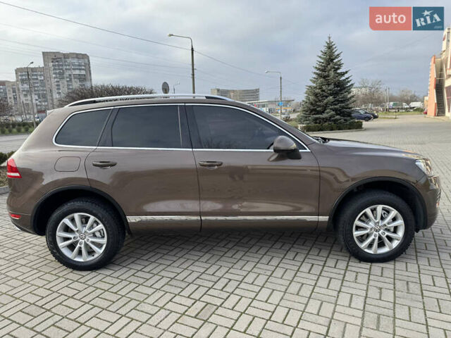 Коричневый Фольксваген Туарег, объемом двигателя 3 л и пробегом 191 тыс. км за 18000 $, фото 9 на Automoto.ua