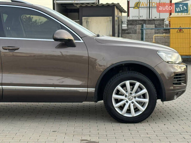 Коричневый Фольксваген Туарег, объемом двигателя 2.97 л и пробегом 292 тыс. км за 20500 $, фото 5 на Automoto.ua