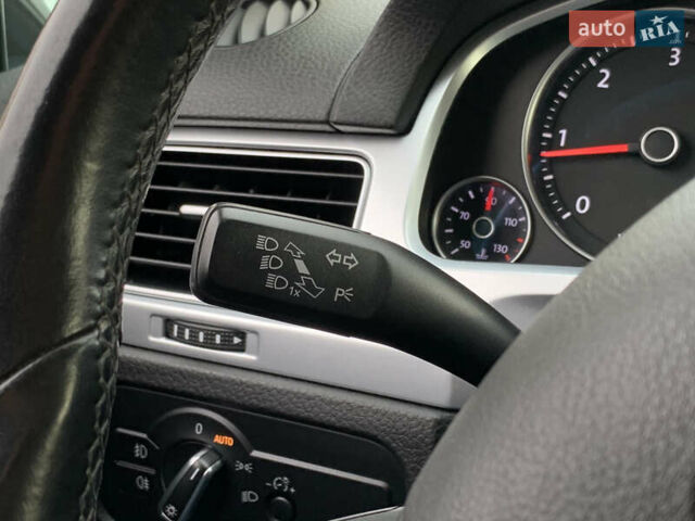 Коричневый Фольксваген Туарег, объемом двигателя 3 л и пробегом 227 тыс. км за 23855 $, фото 55 на Automoto.ua