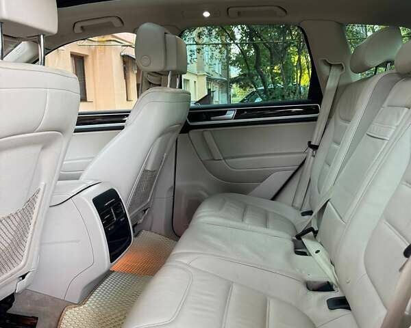 Коричневий Фольксваген Туарег, об'ємом двигуна 3.6 л та пробігом 253 тис. км за 20700 $, фото 32 на Automoto.ua