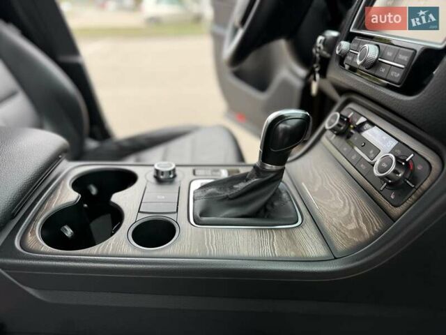 Коричневый Фольксваген Туарег, объемом двигателя 2.97 л и пробегом 144 тыс. км за 28500 $, фото 112 на Automoto.ua