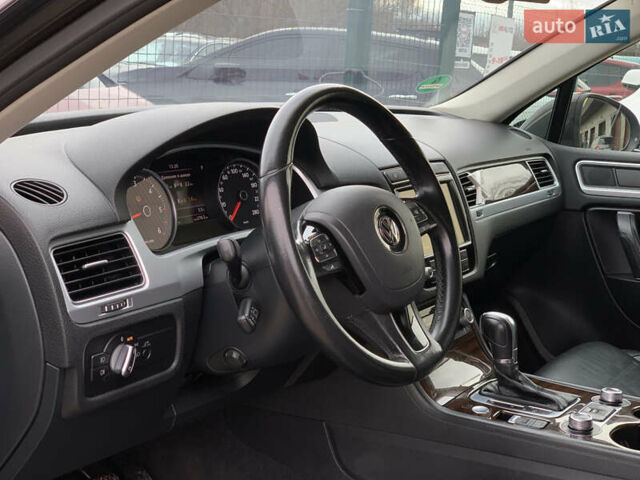 Коричневый Фольксваген Туарег, объемом двигателя 3 л и пробегом 227 тыс. км за 23855 $, фото 26 на Automoto.ua
