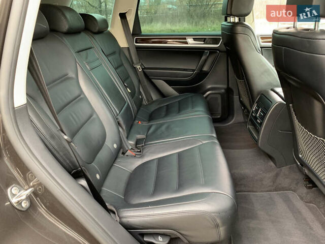 Коричневый Фольксваген Туарег, объемом двигателя 3 л и пробегом 227 тыс. км за 23855 $, фото 35 на Automoto.ua