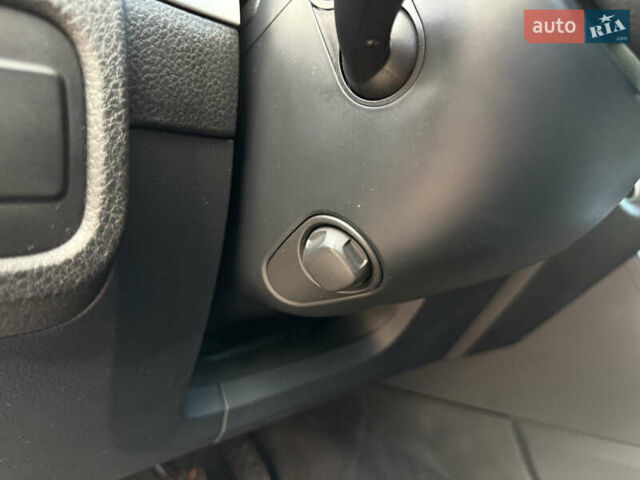 Коричневый Фольксваген Туарег, объемом двигателя 3 л и пробегом 227 тыс. км за 24450 $, фото 33 на Automoto.ua