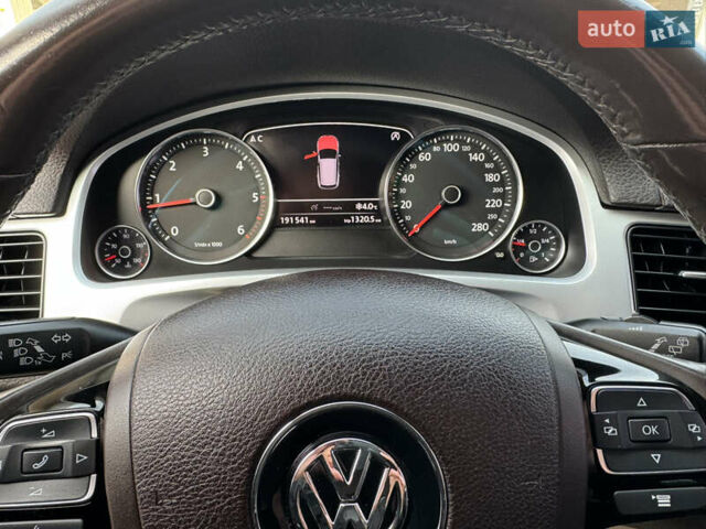 Коричневый Фольксваген Туарег, объемом двигателя 3 л и пробегом 191 тыс. км за 18000 $, фото 34 на Automoto.ua