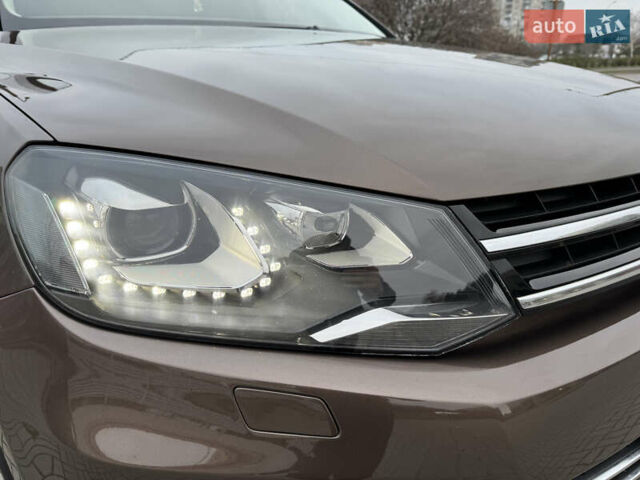 Коричневый Фольксваген Туарег, объемом двигателя 3 л и пробегом 191 тыс. км за 18000 $, фото 21 на Automoto.ua