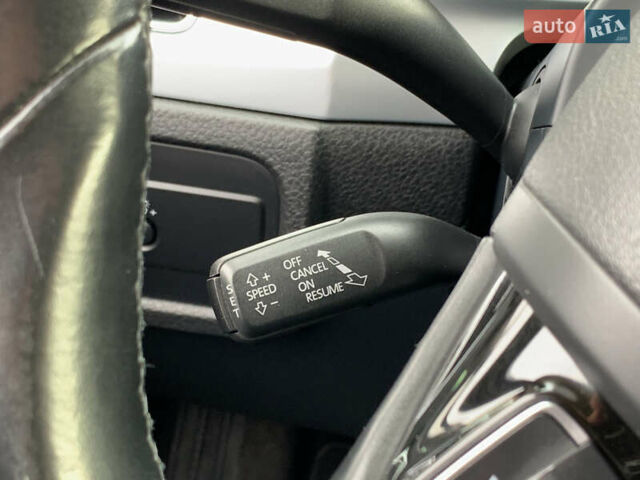 Коричневый Фольксваген Туарег, объемом двигателя 3 л и пробегом 227 тыс. км за 23855 $, фото 56 на Automoto.ua