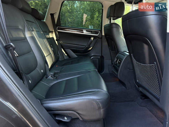 Коричневый Фольксваген Туарег, объемом двигателя 3 л и пробегом 227 тыс. км за 24450 $, фото 54 на Automoto.ua