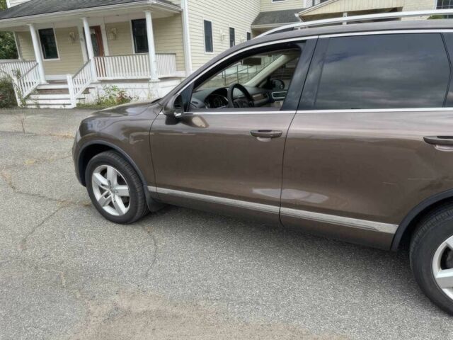 Коричневый Фольксваген Туарег, объемом двигателя 3.6 л и пробегом 84 тыс. км за 14700 $, фото 3 на Automoto.ua