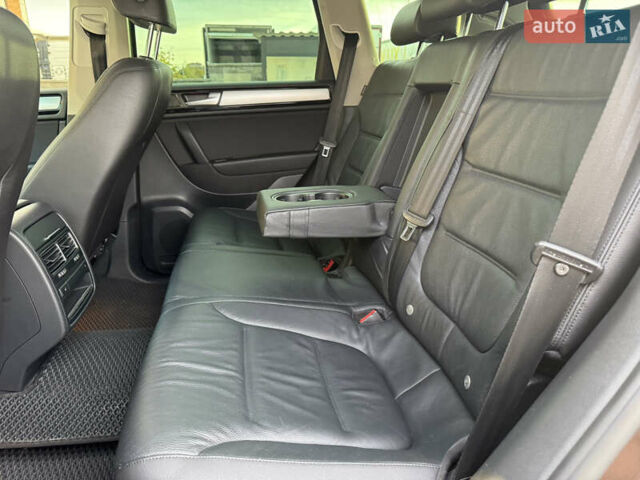 Коричневый Фольксваген Туарег, объемом двигателя 2.97 л и пробегом 292 тыс. км за 20500 $, фото 37 на Automoto.ua