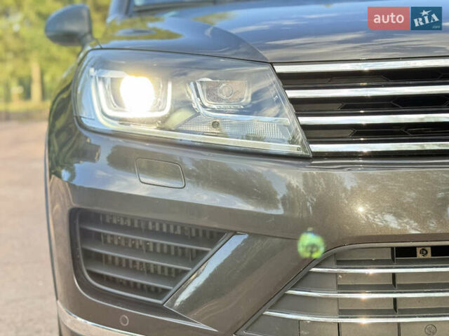 Коричневый Фольксваген Туарег, объемом двигателя 3 л и пробегом 227 тыс. км за 24450 $, фото 24 на Automoto.ua