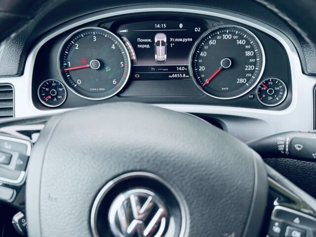 Коричневый Фольксваген Туарег, объемом двигателя 3 л и пробегом 217 тыс. км за 22000 $, фото 23 на Automoto.ua