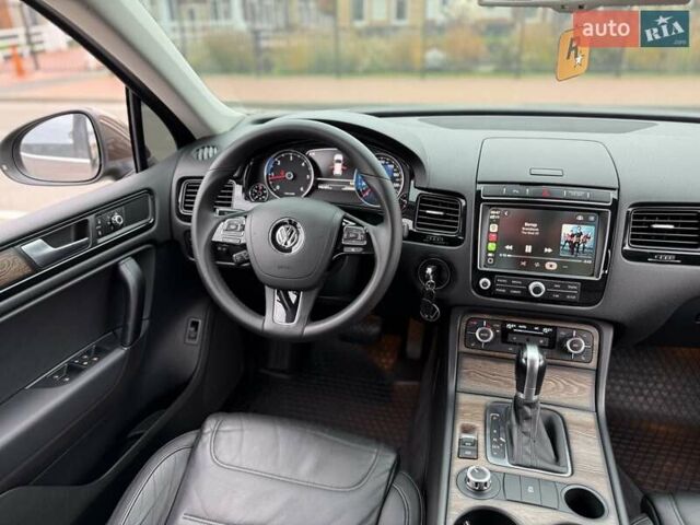 Коричневый Фольксваген Туарег, объемом двигателя 2.97 л и пробегом 144 тыс. км за 28500 $, фото 83 на Automoto.ua