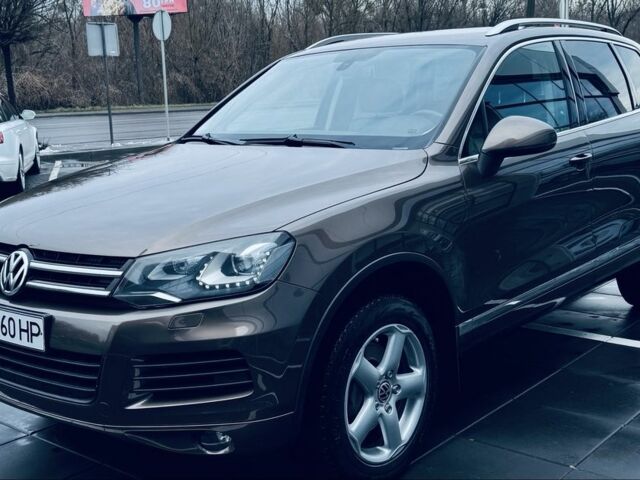 Коричневый Фольксваген Туарег, объемом двигателя 3 л и пробегом 217 тыс. км за 22000 $, фото 2 на Automoto.ua