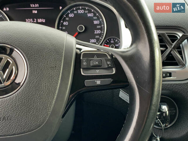 Коричневый Фольксваген Туарег, объемом двигателя 3 л и пробегом 227 тыс. км за 23855 $, фото 54 на Automoto.ua