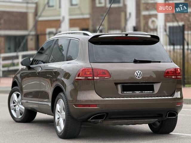 Коричневый Фольксваген Туарег, объемом двигателя 2.97 л и пробегом 144 тыс. км за 28500 $, фото 24 на Automoto.ua