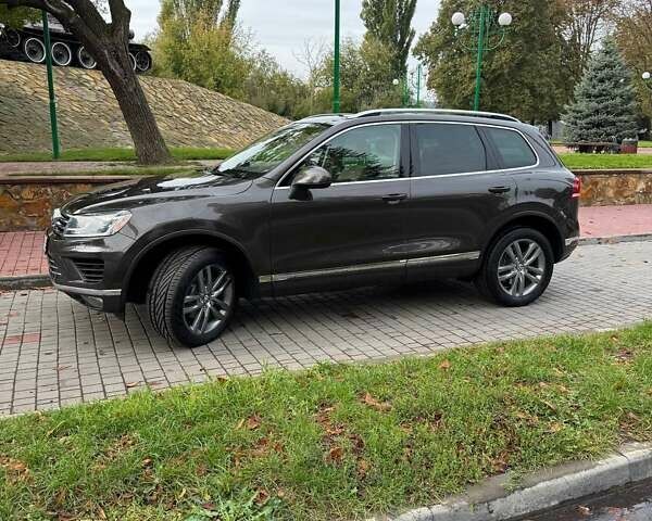 Коричневий Фольксваген Туарег, об'ємом двигуна 3.6 л та пробігом 253 тис. км за 20700 $, фото 8 на Automoto.ua