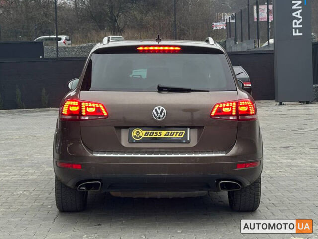 Коричневый Фольксваген Туарег, объемом двигателя 3 л и пробегом 311 тыс. км за 25000 $, фото 4 на Automoto.ua