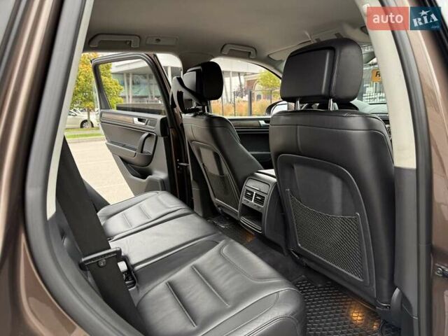 Коричневый Фольксваген Туарег, объемом двигателя 2.97 л и пробегом 144 тыс. км за 28500 $, фото 96 на Automoto.ua