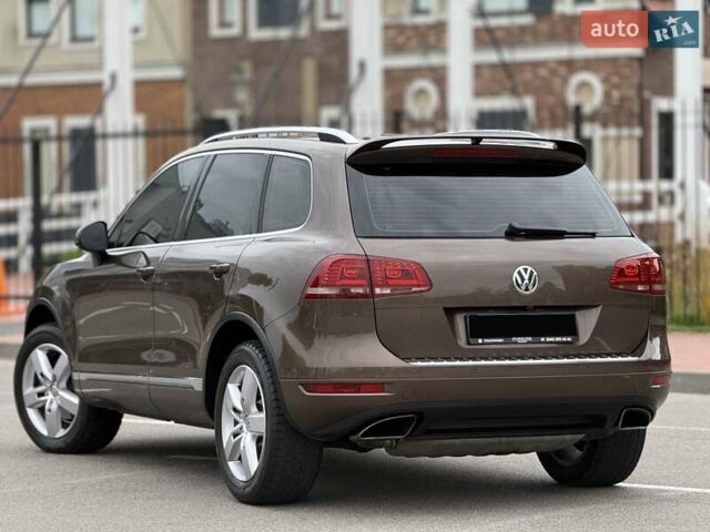 Коричневый Фольксваген Туарег, объемом двигателя 2.97 л и пробегом 144 тыс. км за 28500 $, фото 23 на Automoto.ua