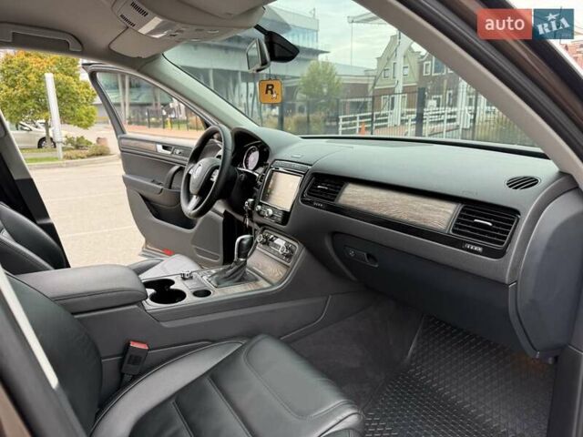 Коричневый Фольксваген Туарег, объемом двигателя 2.97 л и пробегом 144 тыс. км за 28500 $, фото 105 на Automoto.ua