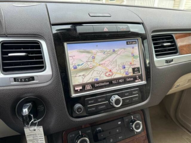 Коричневый Фольксваген Туарег, объемом двигателя 3.6 л и пробегом 82 тыс. км за 14600 $, фото 7 на Automoto.ua