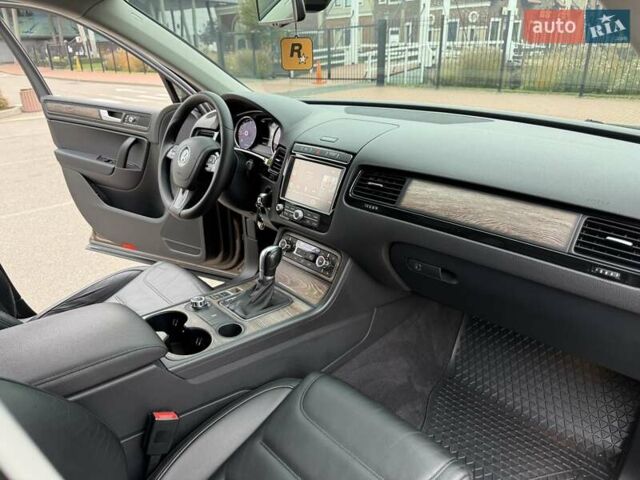 Коричневый Фольксваген Туарег, объемом двигателя 2.97 л и пробегом 144 тыс. км за 28500 $, фото 109 на Automoto.ua