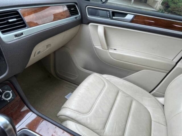 Коричневый Фольксваген Туарег, объемом двигателя 3.6 л и пробегом 84 тыс. км за 14700 $, фото 7 на Automoto.ua