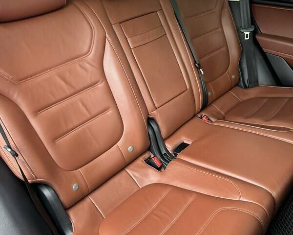 Коричневый Фольксваген Туарег, объемом двигателя 3 л и пробегом 160 тыс. км за 28300 $, фото 11 на Automoto.ua