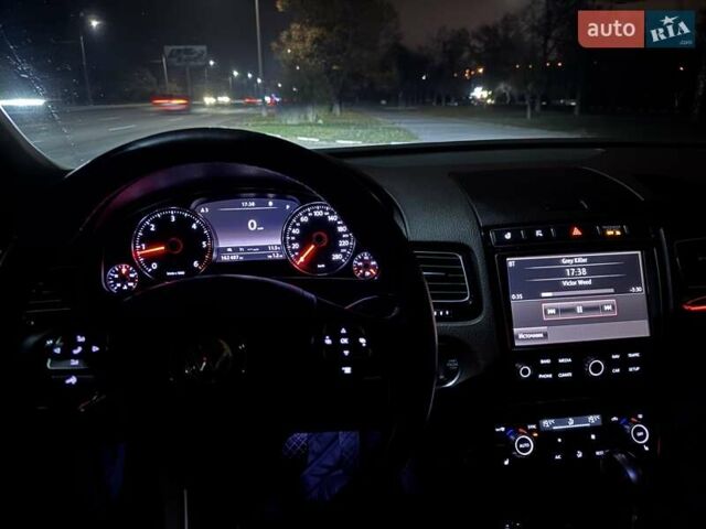 Коричневий Фольксваген Туарег, об'ємом двигуна 3 л та пробігом 162 тис. км за 31000 $, фото 1 на Automoto.ua