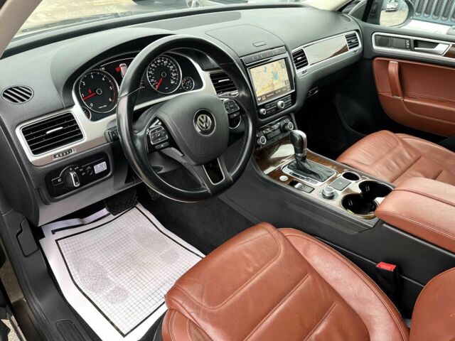 Коричневый Фольксваген Туарег, объемом двигателя 3 л и пробегом 74 тыс. км за 8000 $, фото 7 на Automoto.ua