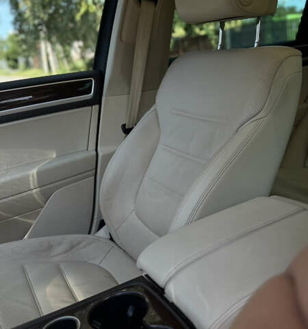 Коричневий Фольксваген Туарег, об'ємом двигуна 3.6 л та пробігом 197 тис. км за 18600 $, фото 13 на Automoto.ua