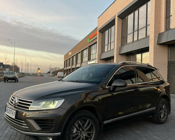 Коричневый Фольксваген Туарег, объемом двигателя 3 л и пробегом 277 тыс. км за 24750 $, фото 19 на Automoto.ua