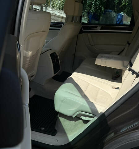 Коричневий Фольксваген Туарег, об'ємом двигуна 3.6 л та пробігом 197 тис. км за 18600 $, фото 10 на Automoto.ua