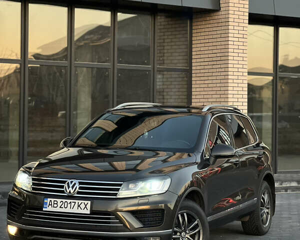 Коричневый Фольксваген Туарег, объемом двигателя 3 л и пробегом 277 тыс. км за 24750 $, фото 3 на Automoto.ua