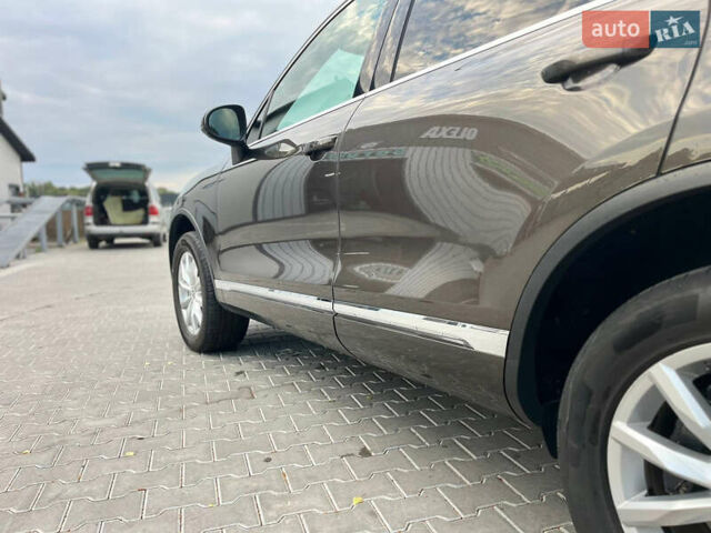 Коричневый Фольксваген Туарег, объемом двигателя 3 л и пробегом 274 тыс. км за 21500 $, фото 14 на Automoto.ua