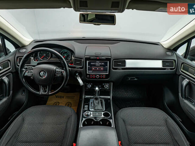 Коричневый Фольксваген Туарег, объемом двигателя 3 л и пробегом 100 тыс. км за 22796 $, фото 9 на Automoto.ua