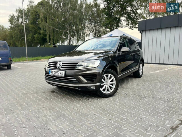 Коричневый Фольксваген Туарег, объемом двигателя 3 л и пробегом 274 тыс. км за 21500 $, фото 1 на Automoto.ua