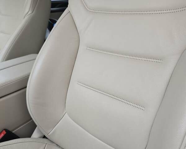 Коричневый Фольксваген Туарег, объемом двигателя 2.97 л и пробегом 160 тыс. км за 29000 $, фото 13 на Automoto.ua