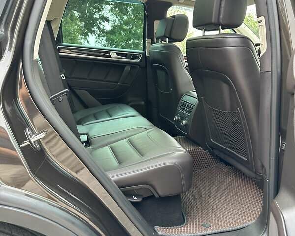 Коричневый Фольксваген Туарег, объемом двигателя 0 л и пробегом 212 тыс. км за 30000 $, фото 41 на Automoto.ua