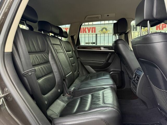 Коричневый Фольксваген Туарег, объемом двигателя 3 л и пробегом 152 тыс. км за 29999 $, фото 20 на Automoto.ua