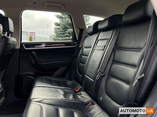 Коричневый Фольксваген Туарег, объемом двигателя 3 л и пробегом 128 тыс. км за 33800 $, фото 9 на Automoto.ua