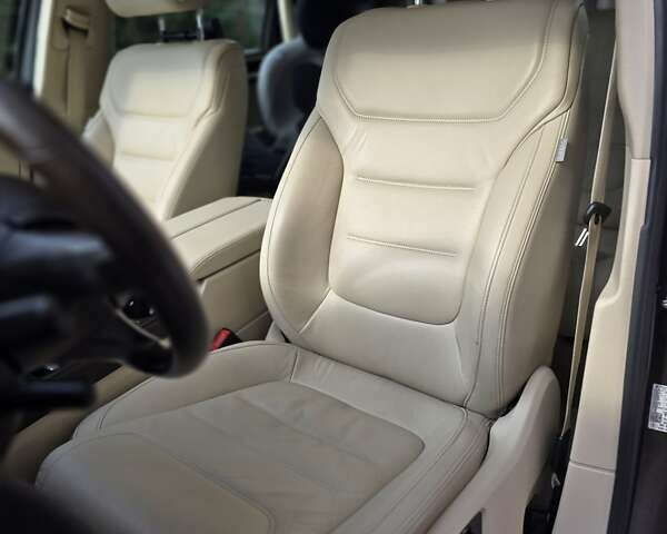 Коричневый Фольксваген Туарег, объемом двигателя 2.97 л и пробегом 160 тыс. км за 29000 $, фото 12 на Automoto.ua