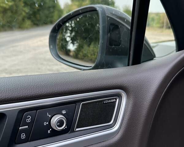 Коричневый Фольксваген Туарег, объемом двигателя 0 л и пробегом 212 тыс. км за 30000 $, фото 29 на Automoto.ua